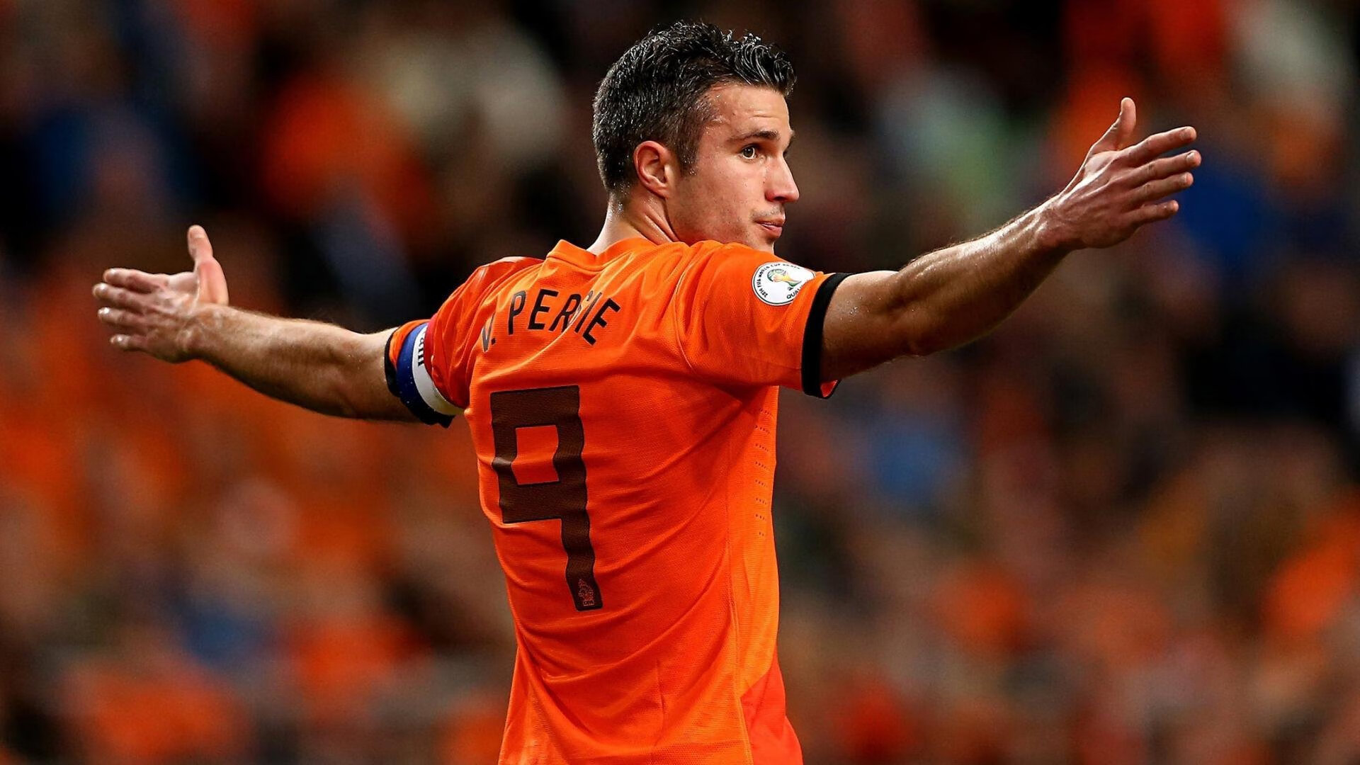 英超裁判采用最新技术，判罚更精准，2021赛季英超裁判